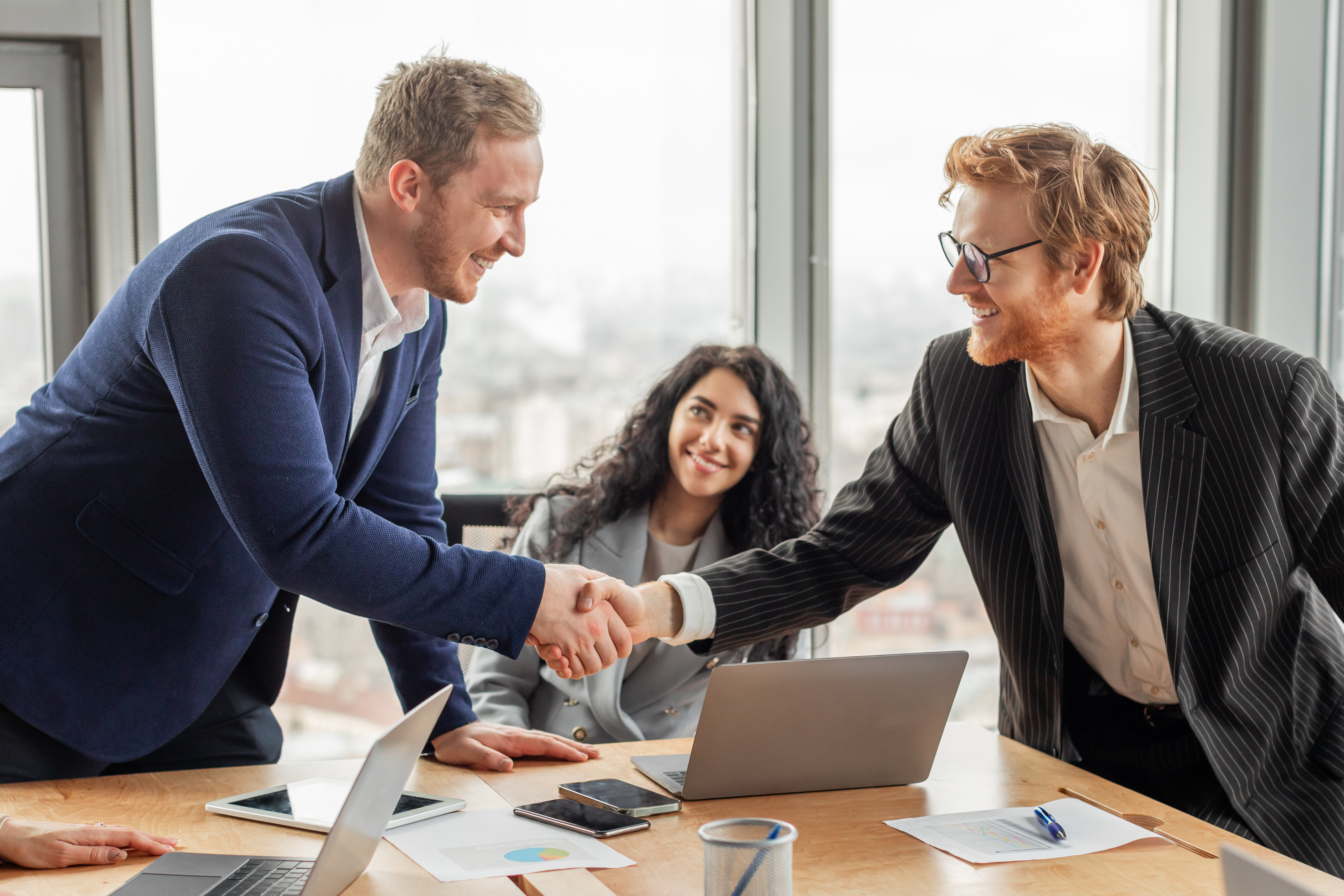 Fixed vs flexible business energy contracts: Which is right for you?